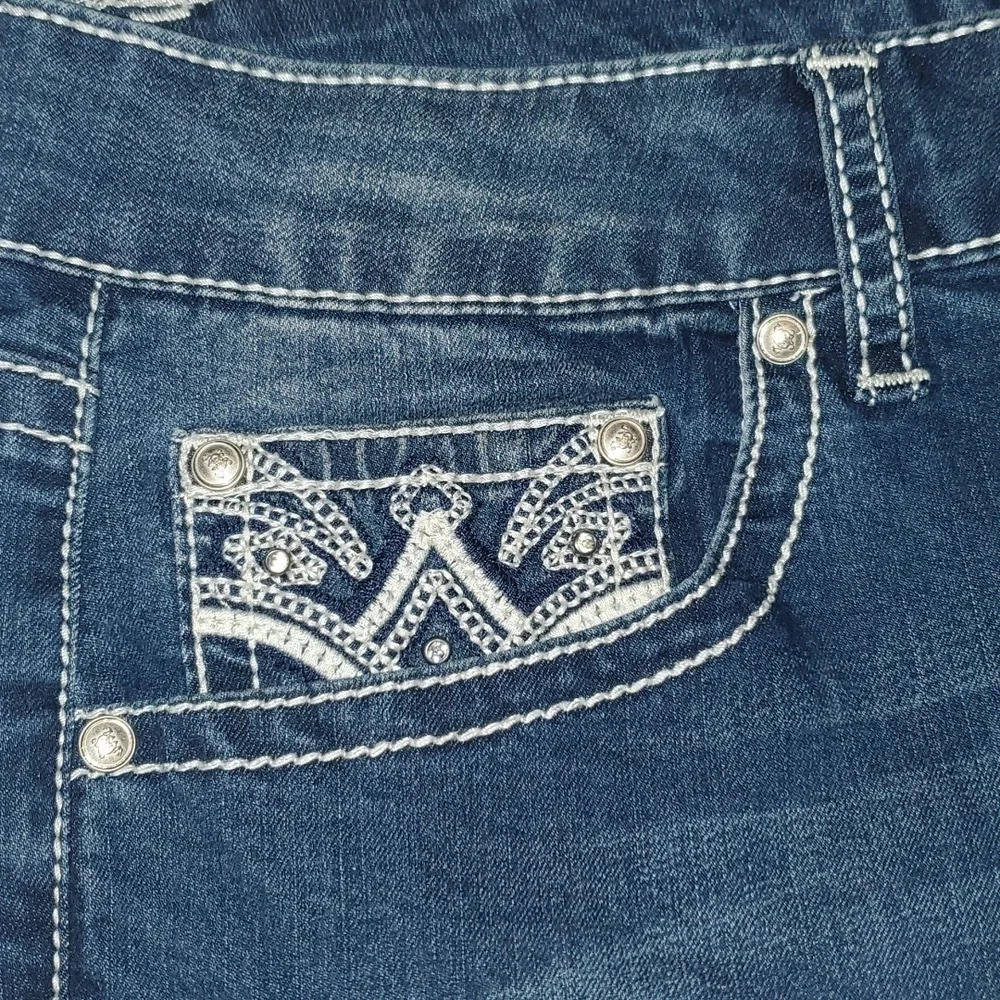 New Direction Weekend Blue Jean Shorts with Studs and Cuffed Leg - Picture 8 of 11